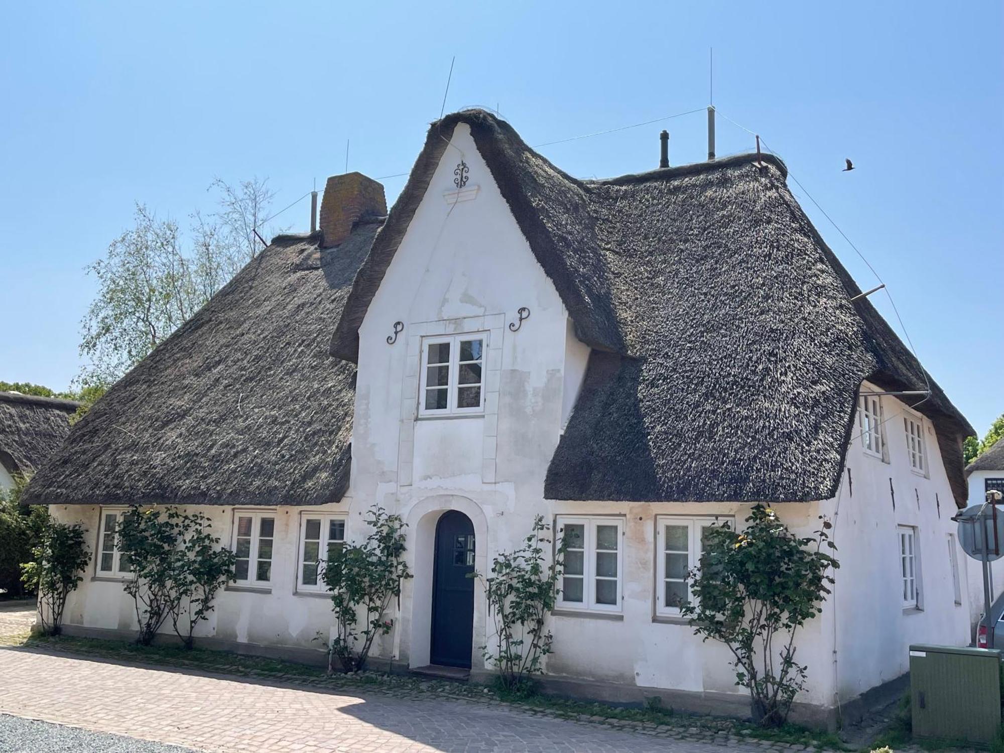 Kapitaenshaus Von 1712 - Neu Saniert Leilighet Nieblum Eksteriør bilde